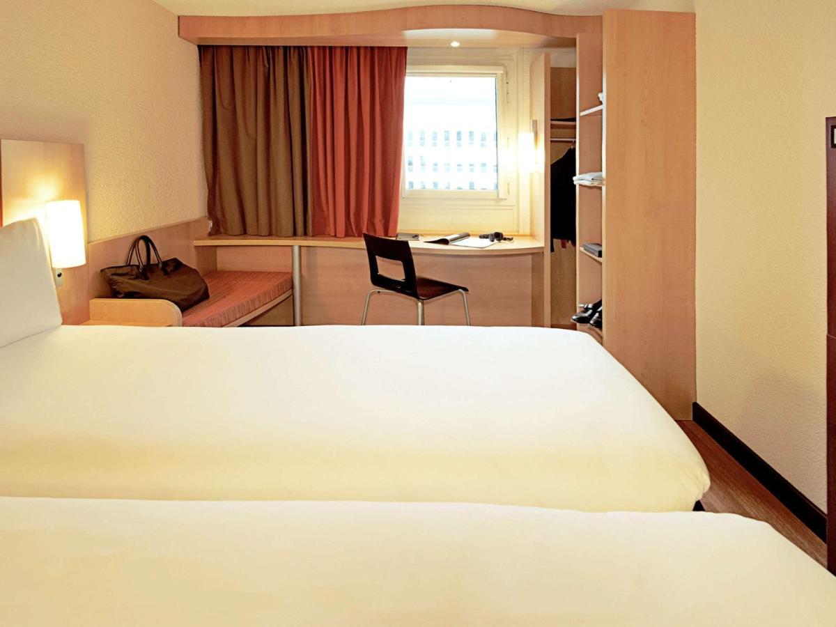 Hotel Ibis Swansea Esterno foto