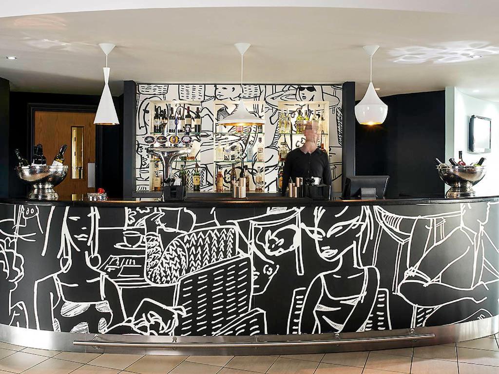 Hotel Ibis Swansea Esterno foto