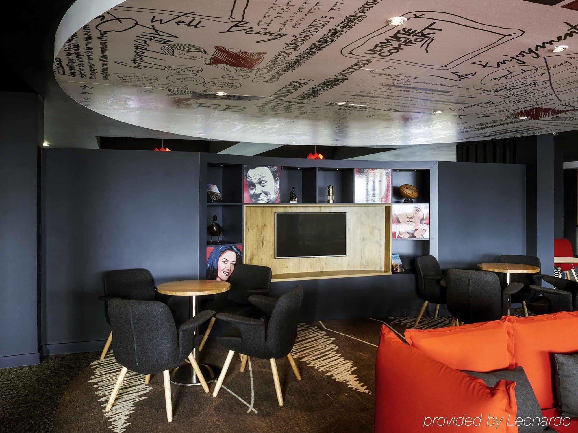 Hotel Ibis Swansea Esterno foto