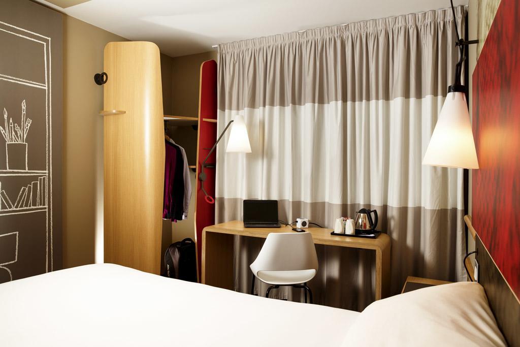 Hotel Ibis Swansea Esterno foto