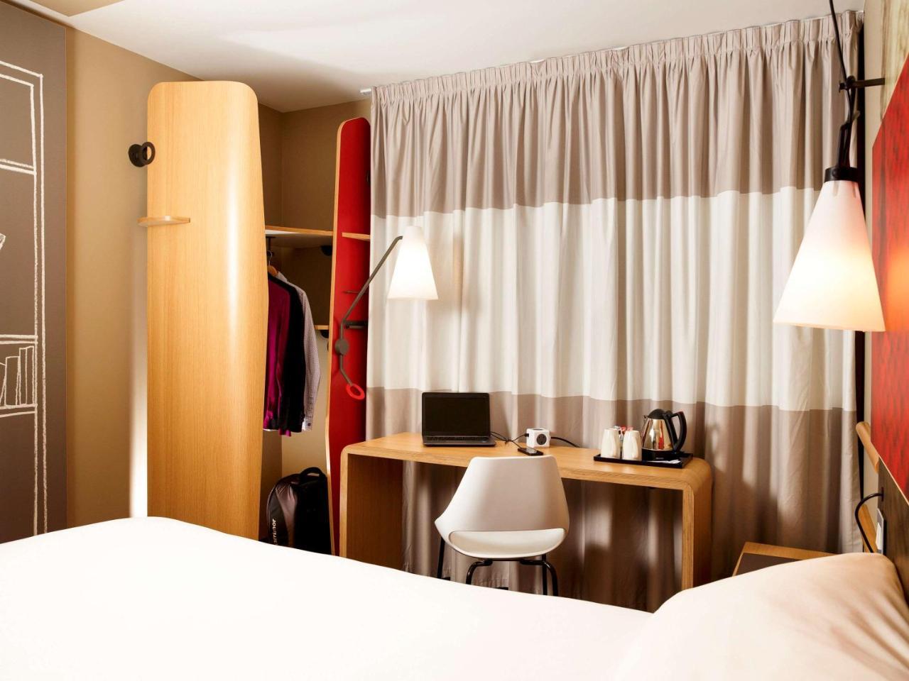 Hotel Ibis Swansea Esterno foto