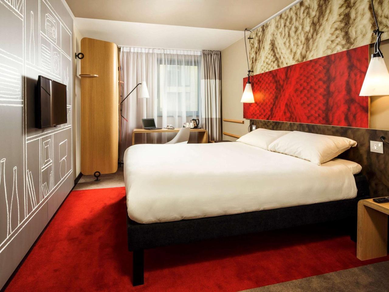 Hotel Ibis Swansea Esterno foto